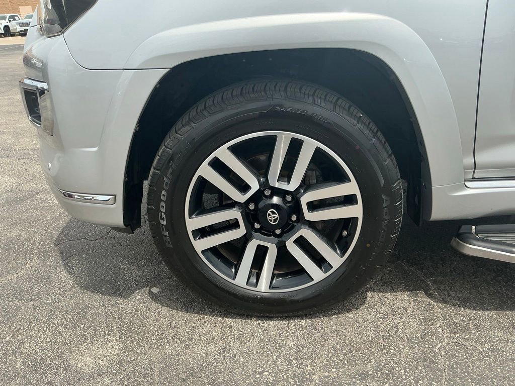Used 2014 Toyota 4Runner Limited AWD/4WD image 22