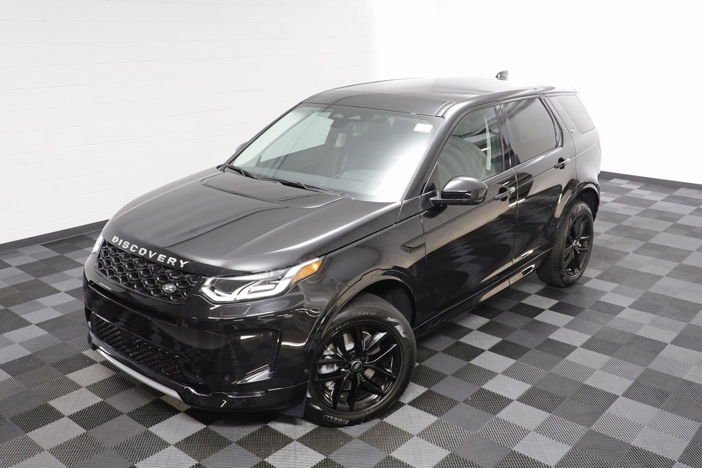 New 2025 Land Rover Discovery Sport S image 2