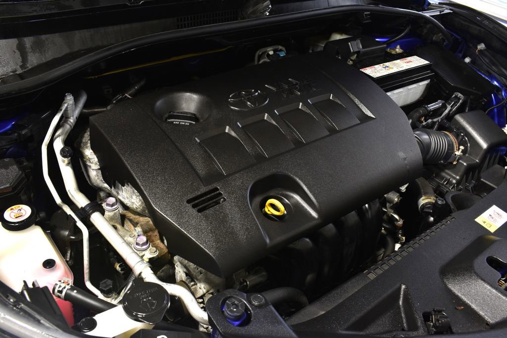 Used 2020 Toyota C-HR LE image 34