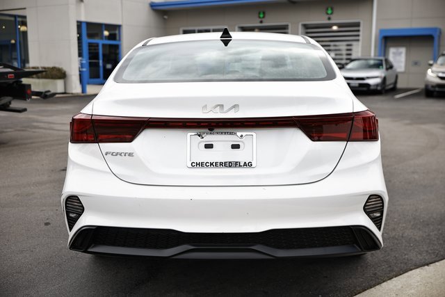 Used 2024 Kia Forte LXS image 8