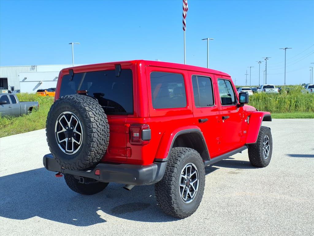Used 2026 Jeep Wrangler Unlimited Rubicon w/ Safety Group AWD/4WD image 3