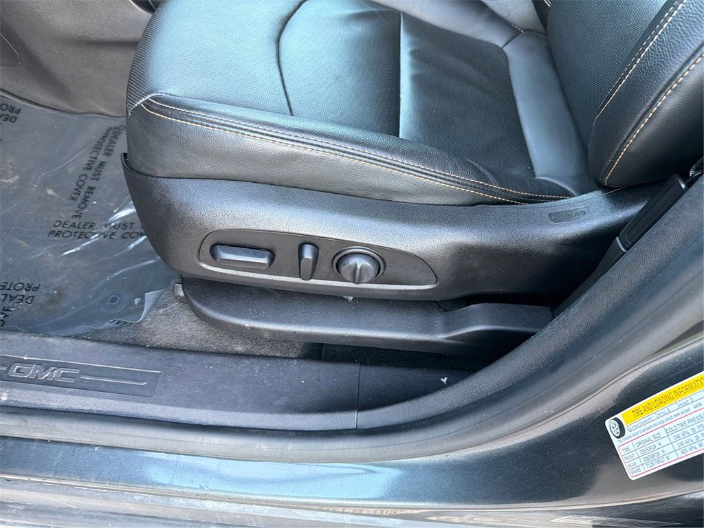 Used 2019 GMC Terrain SLT w/ Preferred Package image 19