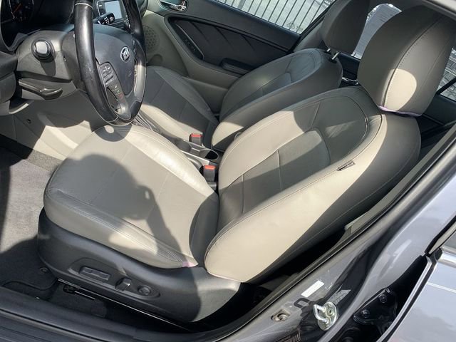 Used 2014 Kia Forte EX w/ Premium Package image 18