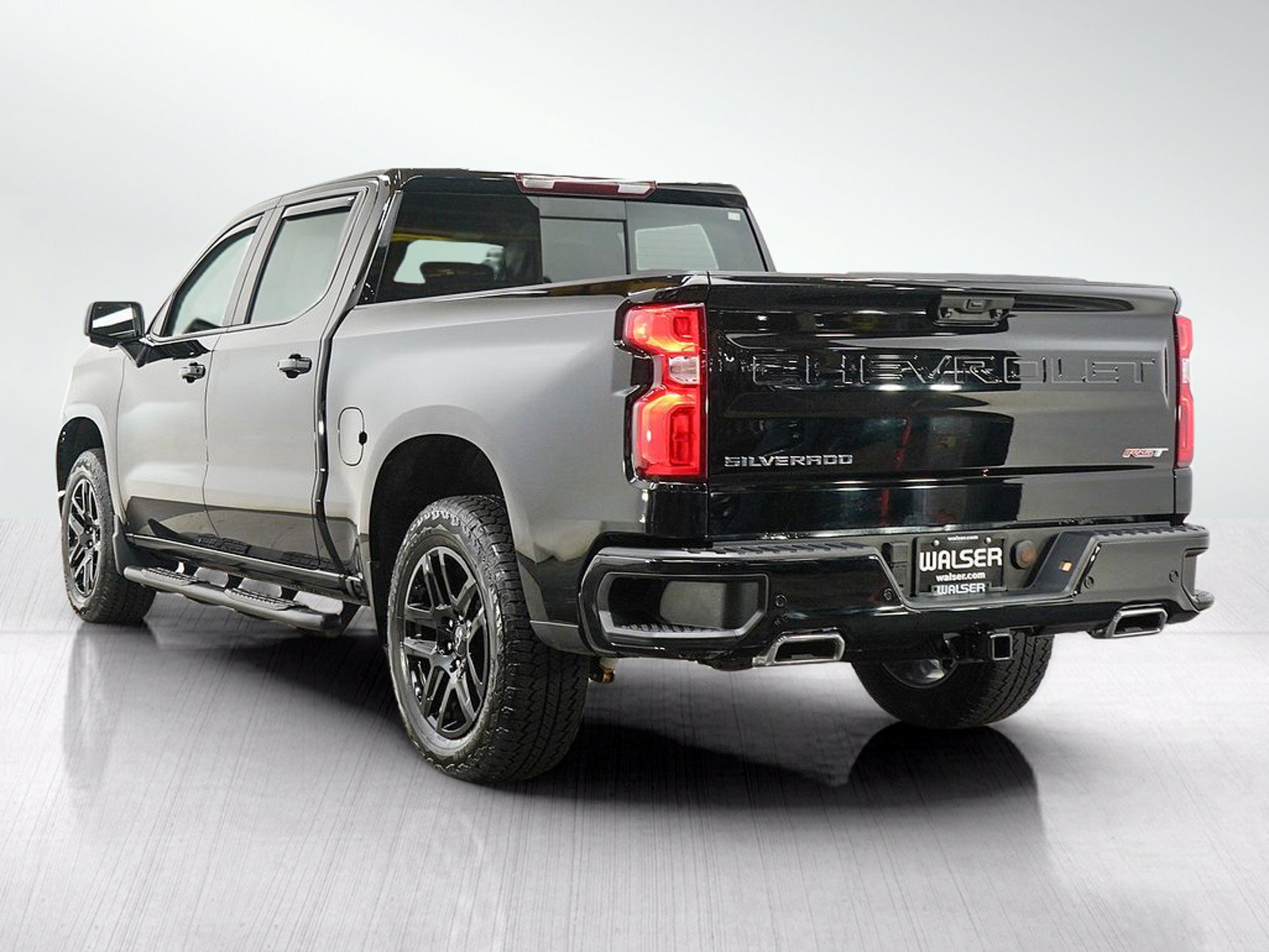 Used 2022 Chevrolet Silverado 1500 RST w/ RST All Star Premium Package AWD/4WD image 3