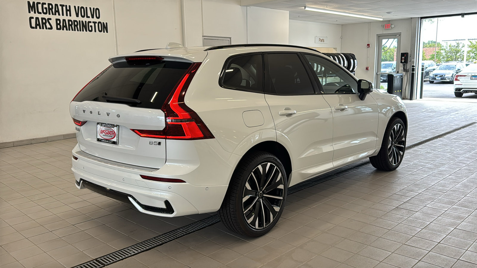 New 2027 Volvo XC60 B5 Ultra AWD/4WD image 5