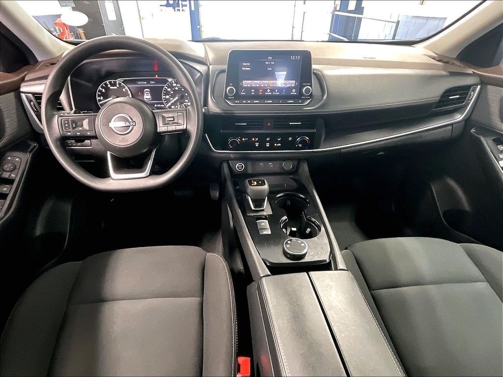 Used 2023 Nissan Rogue S AWD/4WD image 22