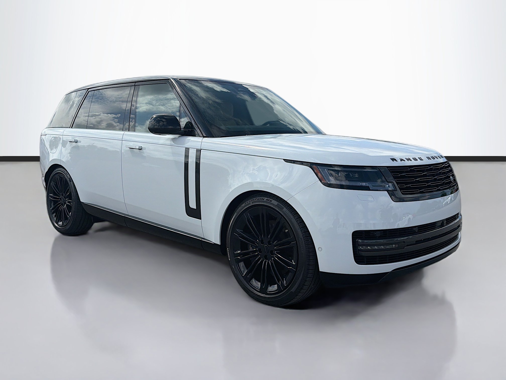 New 2026 Land Rover Range Rover Long Wheelbase SE AWD/4WD image 7