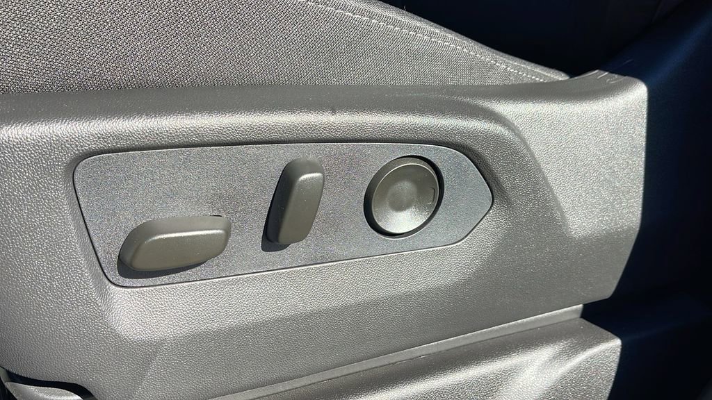 New 2026 GMC Sierra 1500 Elevation image 11