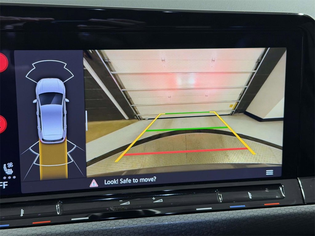 Used 2022 Volkswagen GTI SE image 23