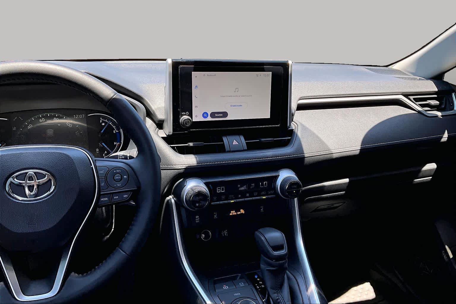 Used 2025 Toyota RAV4 XLE w/ Convenience Package AWD/4WD image 6
