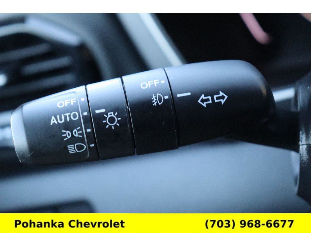 Used 2024 Honda Pilot Touring image 10