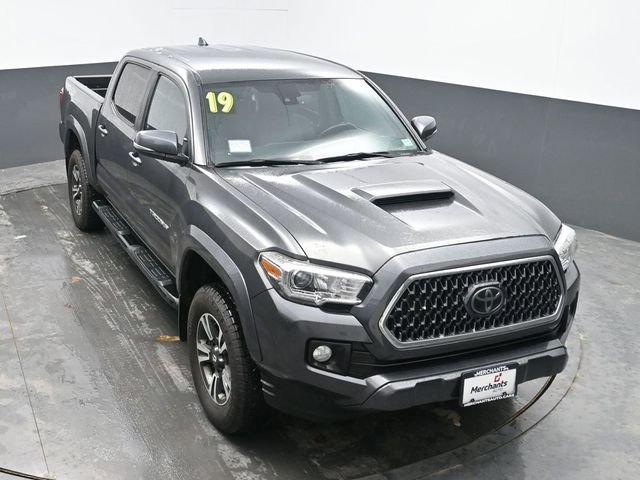 Used 2019 Toyota Tacoma TRD Sport image 16