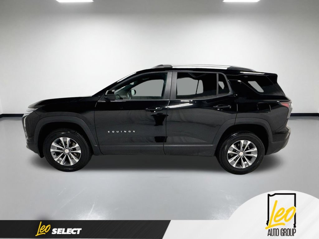 Used 2025 Chevrolet Equinox LT w/ Convenience Package II FWD image 11