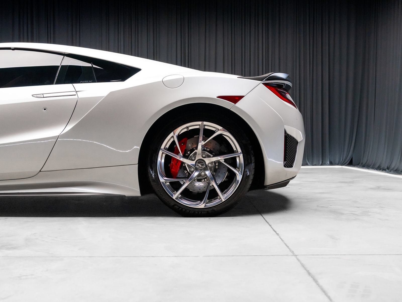 Used 2017 Acura NSX AWD/4WD image 35