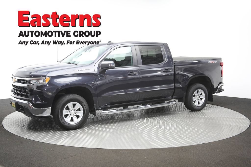 Used 2022 Chevrolet Silverado 1500 LT w/ Convenience Package II AWD/4WD image 57