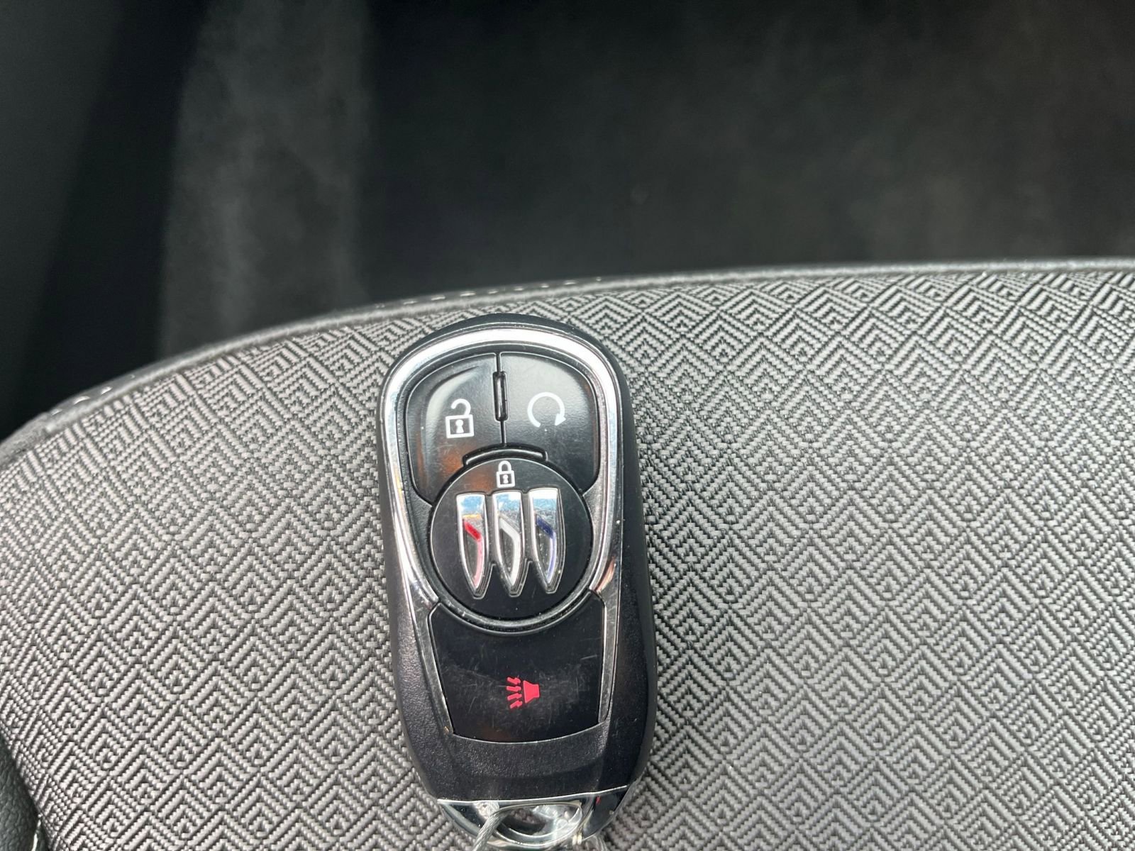 Used 2025 Buick Encore GX Preferred image 23