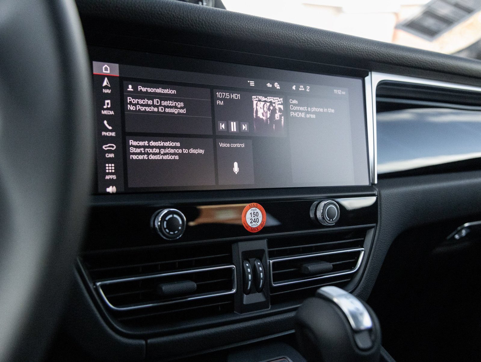 Certified 2026 Porsche Macan AWD/4WD image 24