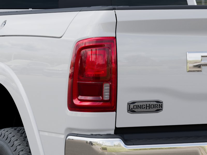 New 2026 RAM 2500 Limited AWD/4WD image 9