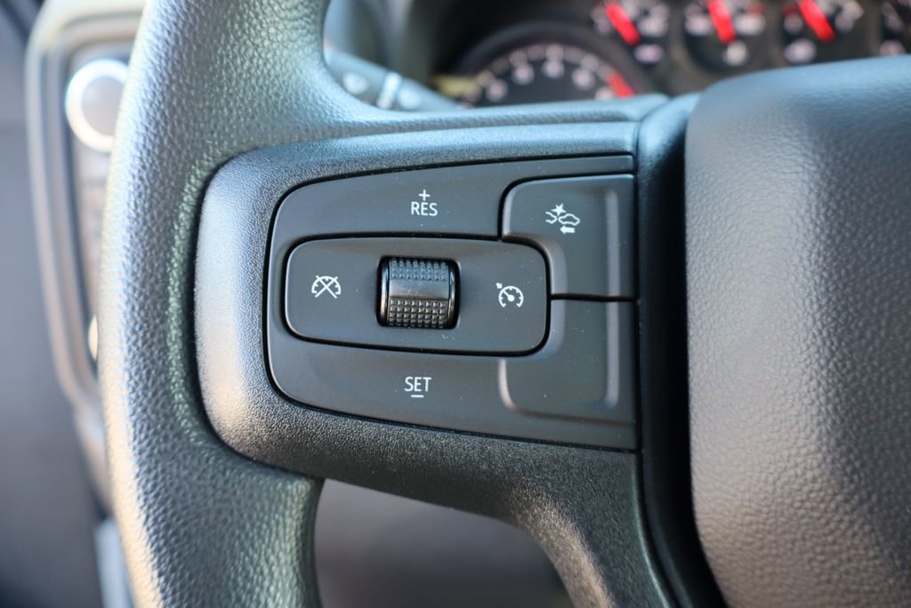 Used 2025 Chevrolet Silverado 1500 Custom Trail Boss w/ Turbomax Blackout Package image 17