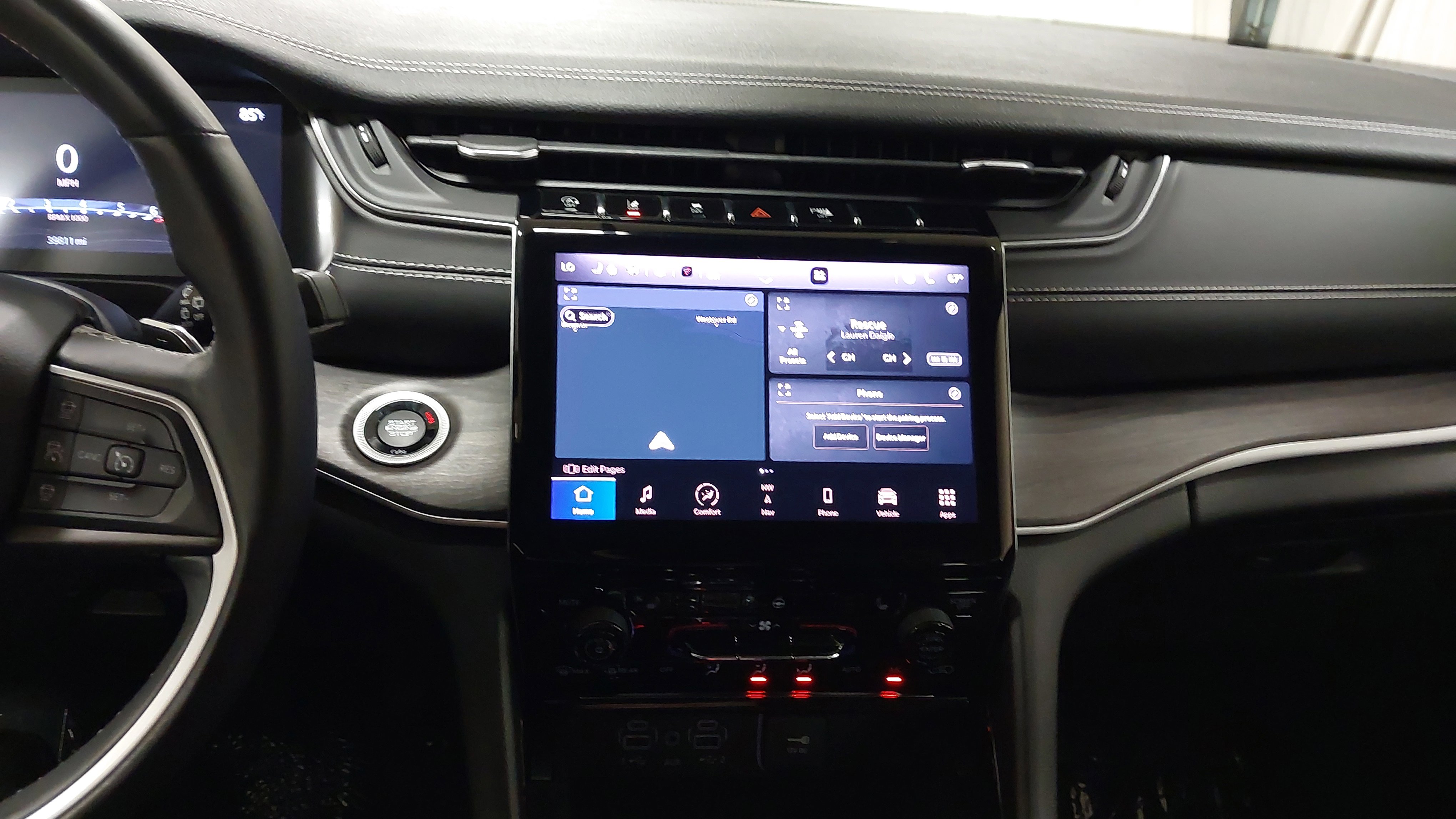 Used 2022 Jeep Grand Cherokee L Limited w/ Black Appearance Package AWD/4WD image 21