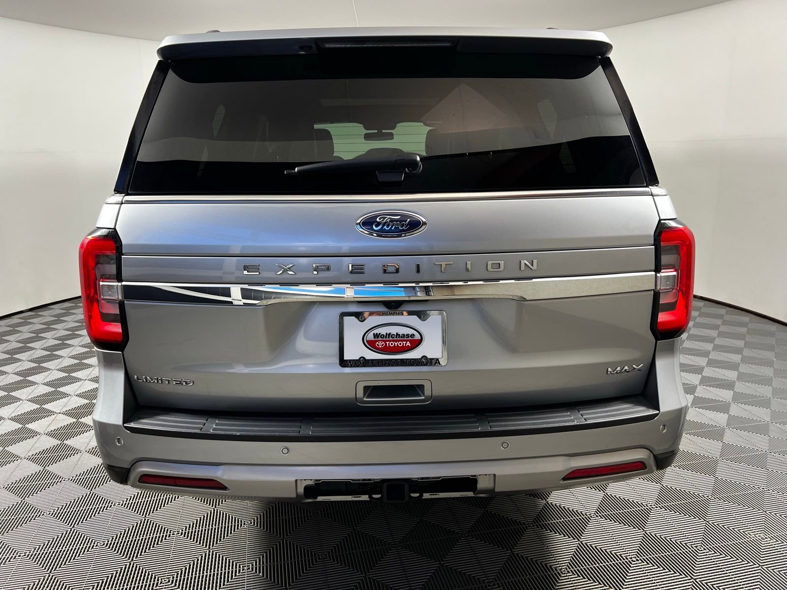 Used 2024 Ford Expedition Max Limited image 6