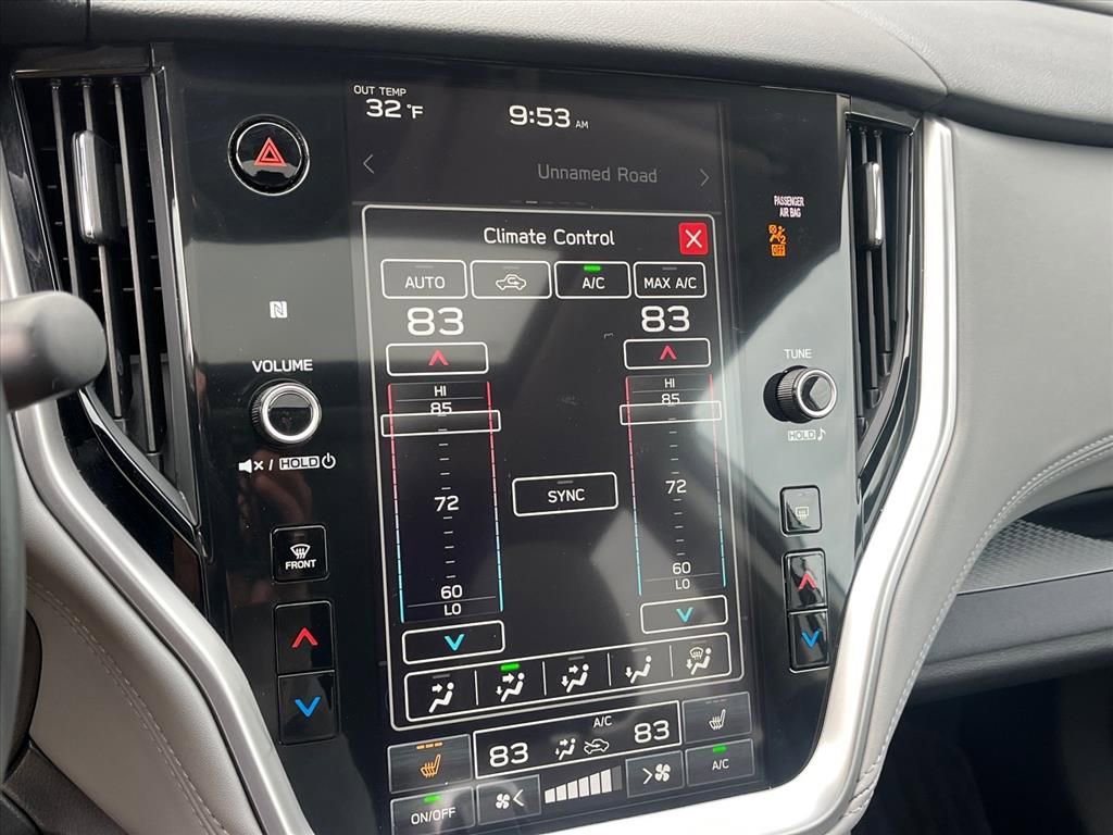 Used 2025 Subaru Outback Premium image 17