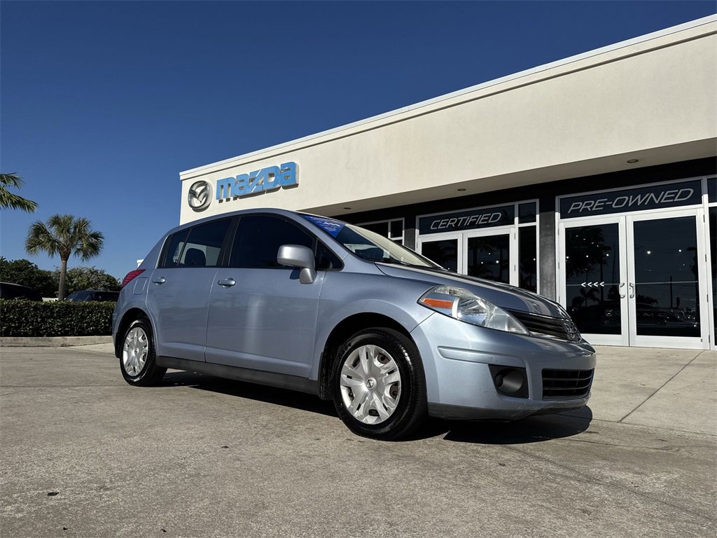 Used 2011 Nissan Versa 1.8 S w/ Plus Pkg image 23