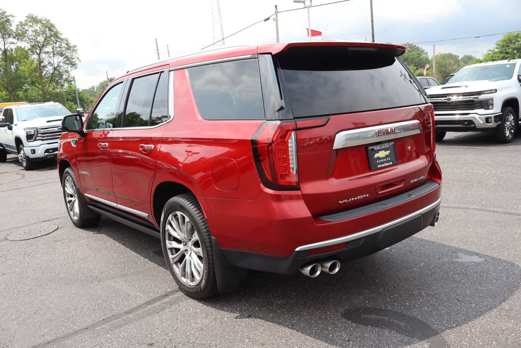 Used 2021 GMC Yukon Denali w/ Denali Premium Package AWD/4WD image 3