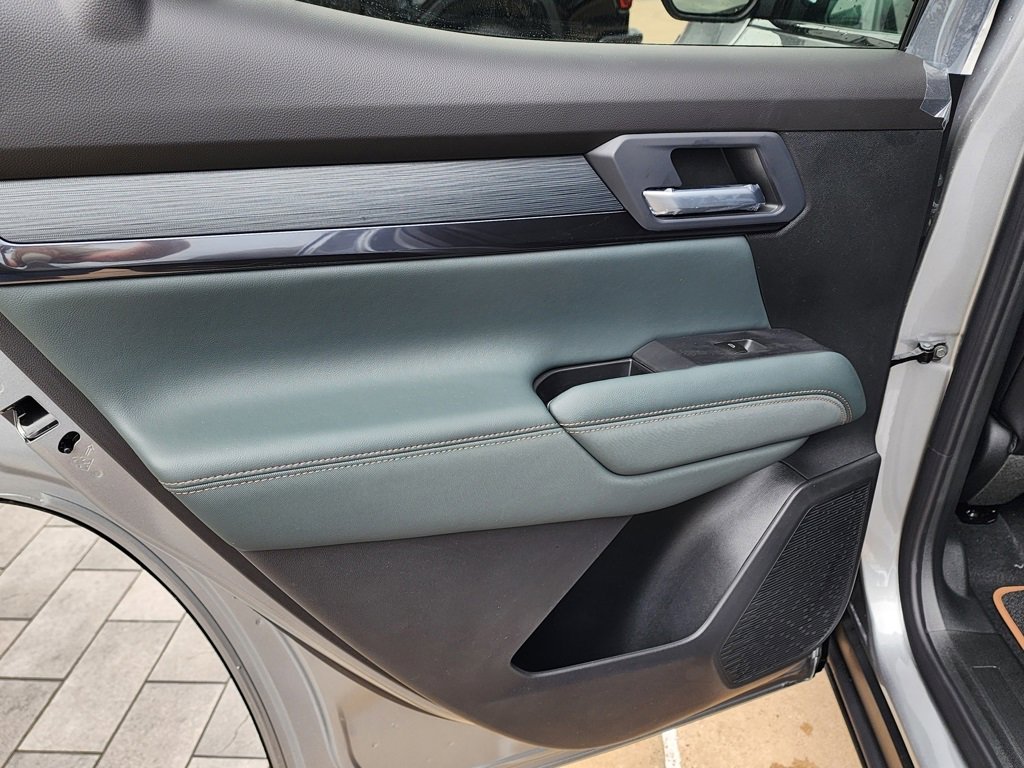 New 2026 GMC Terrain AT4 w/ Convenience Package III image 42