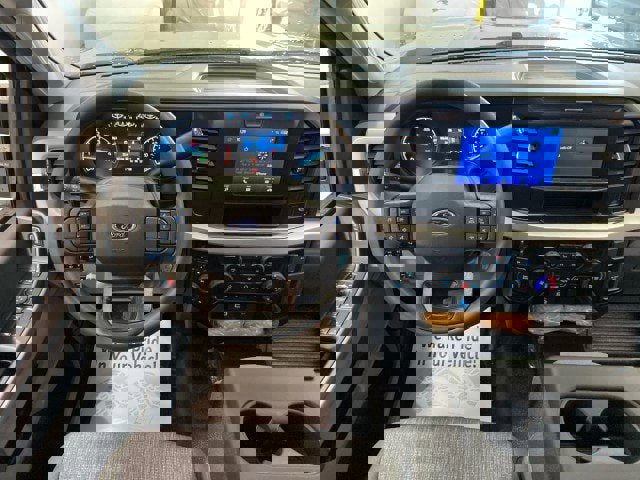 New 2026 Ford F550 4x4 Supercab Super Duty w/ XLT Value Package image 19