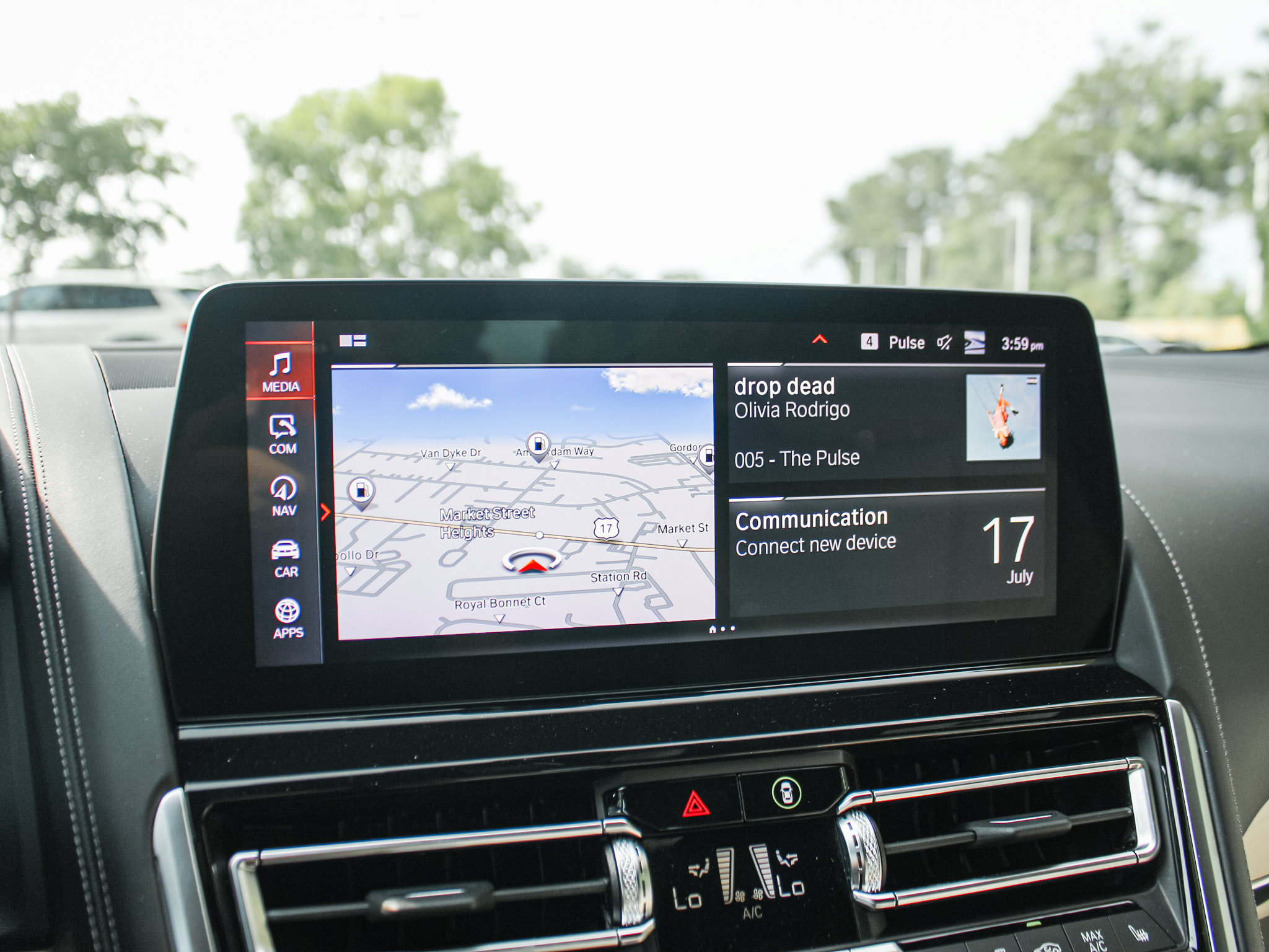 Used 2026 BMW 840i Coupe RWD image 23