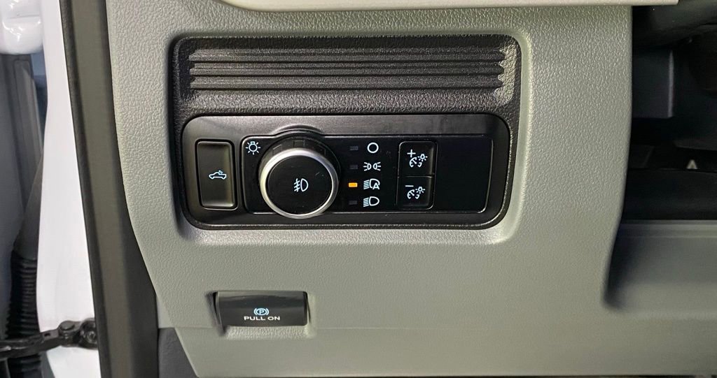 Used 2023 Ford F250 XL w/ 360-Degree Camera Package image 25