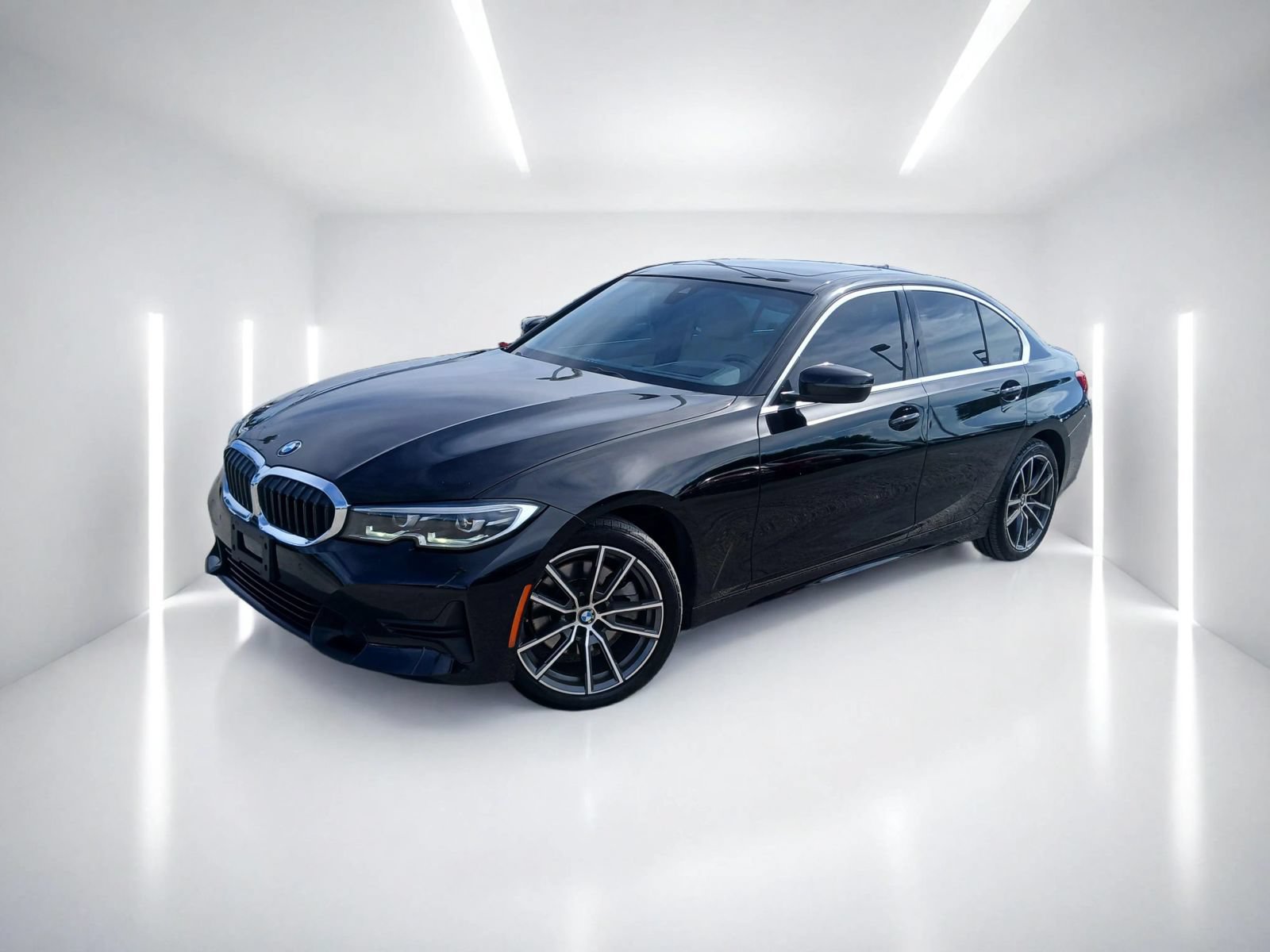 Used 2019 BMW 330i xDrive Sedan w/ Premium Package AWD/4WD image 1