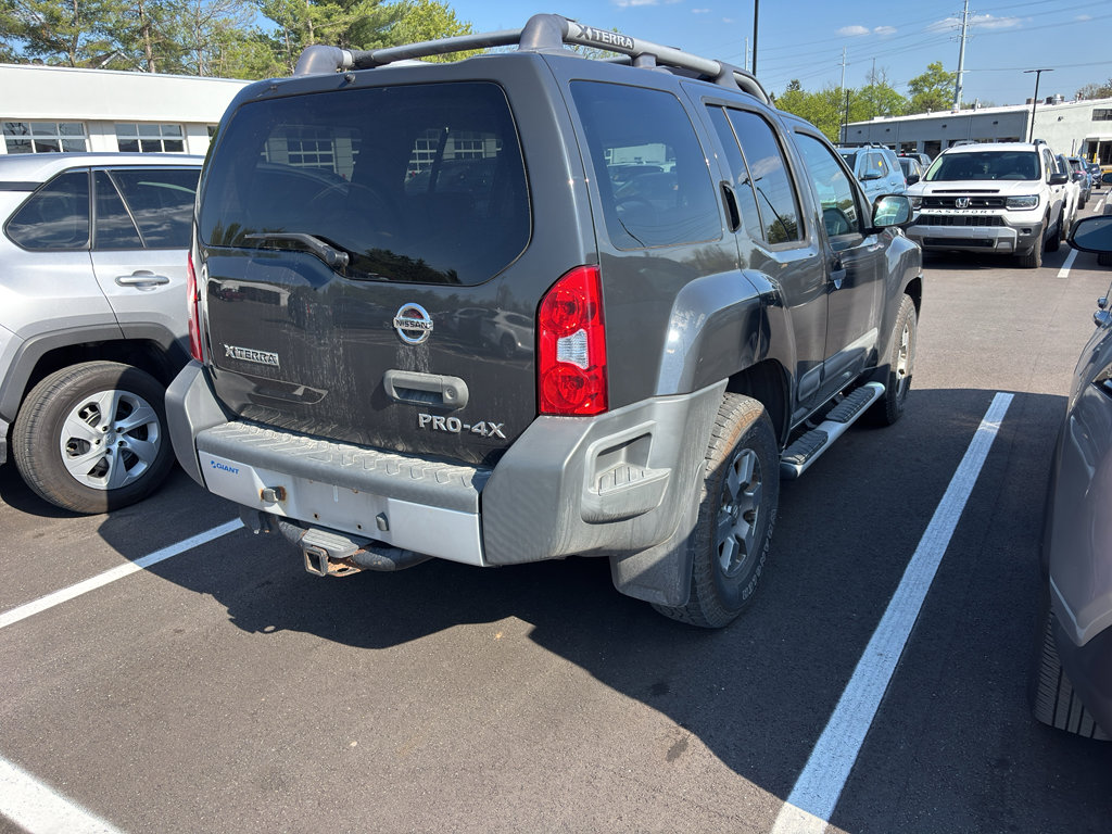 Used 2011 Nissan Xterra PRO-4X AWD/4WD image 4