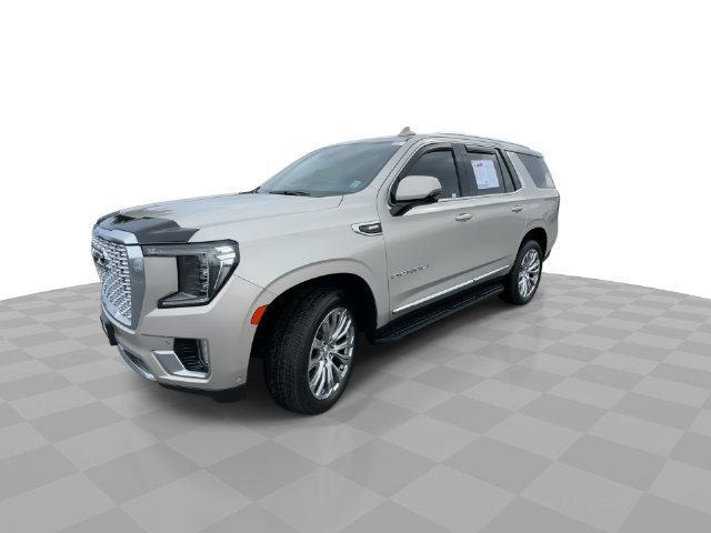 Used 2024 GMC Yukon Denali w/ Advanced Technology Package AWD/4WD image 4