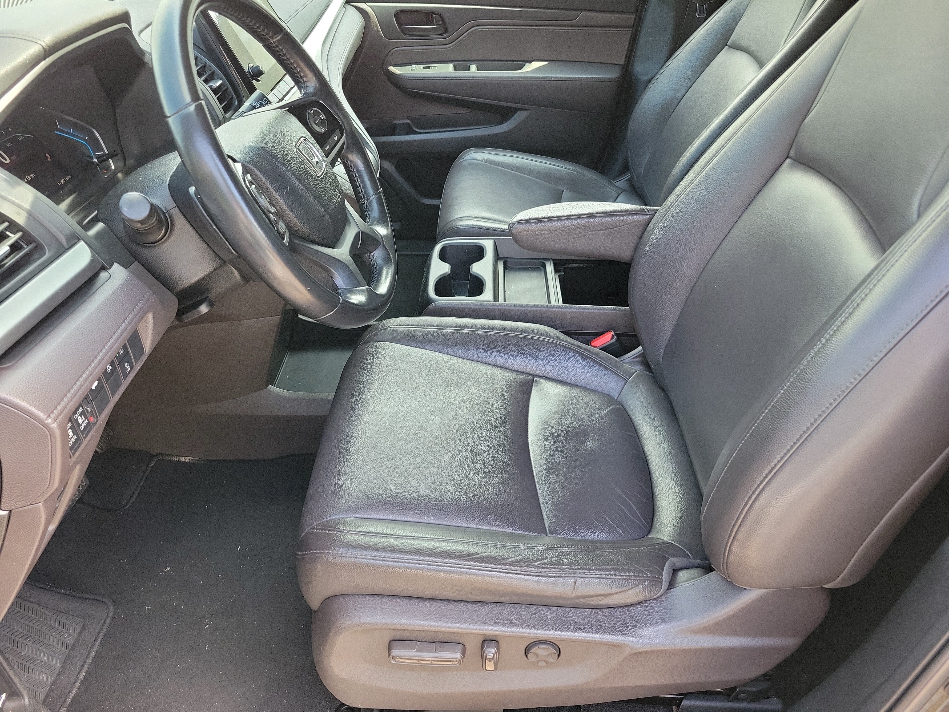 Used 2019 Honda Odyssey EX-L image 3