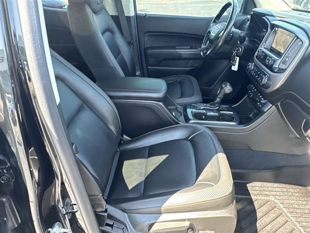 Used 2021 GMC Canyon AT4 w/ Driver Alert Package AWD/4WD image 26
