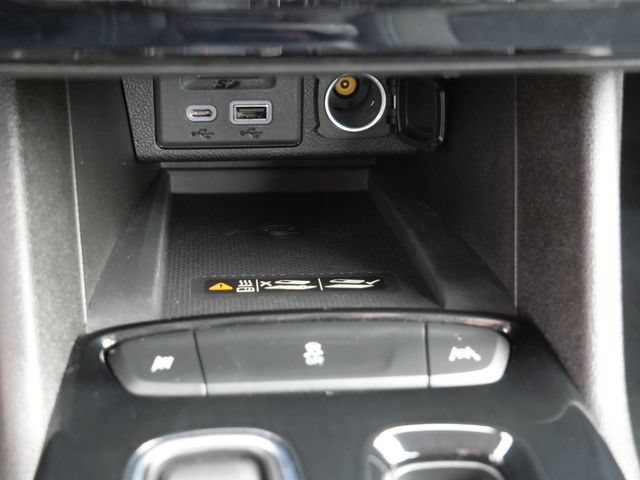 Used 2023 Chevrolet Bolt EUV LT FWD image 21