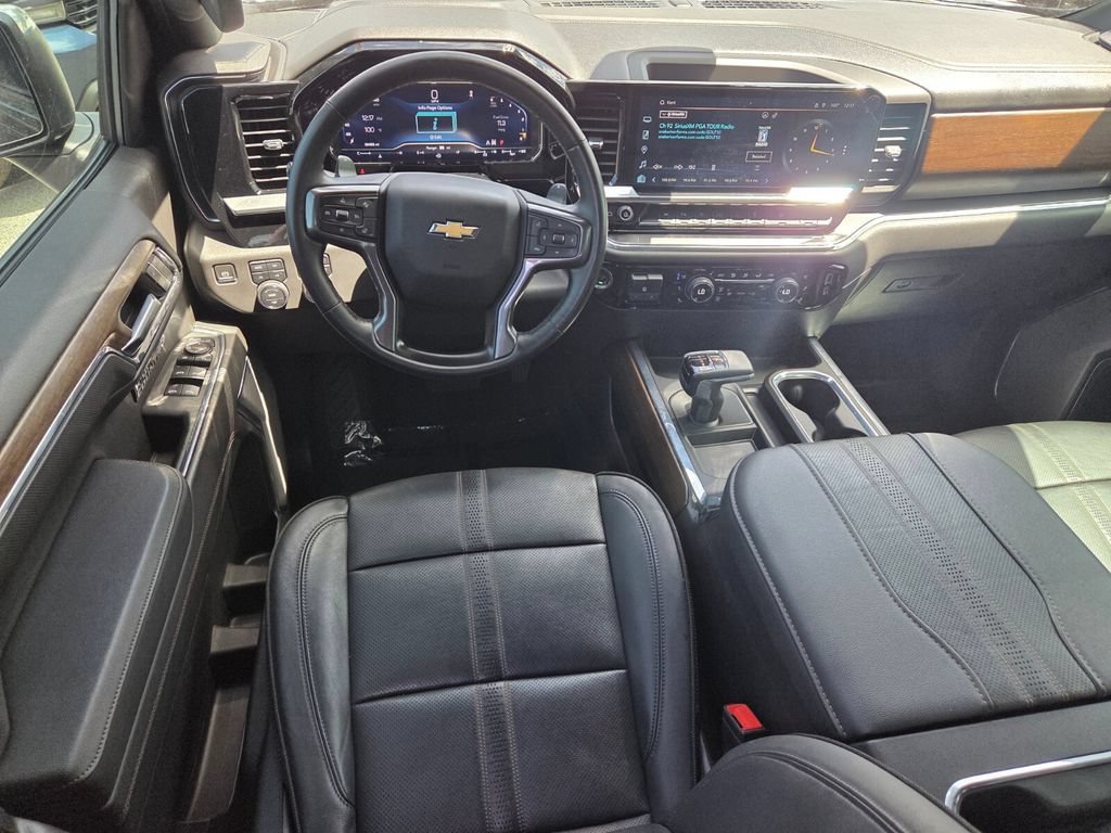 Certified 2024 Chevrolet Silverado 1500 High Country w/ Max Trailering Package AWD/4WD image 10