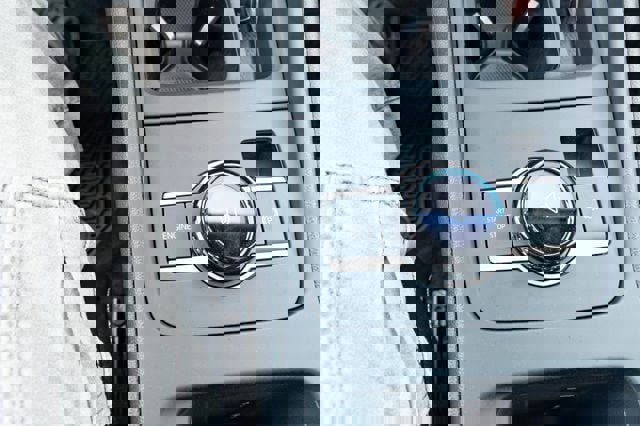 New 2026 Volkswagen Tiguan SE image 23