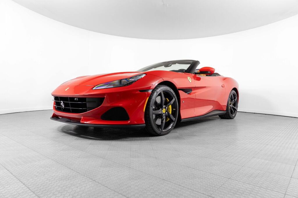 Certified 2022 Ferrari Portofino M image 17