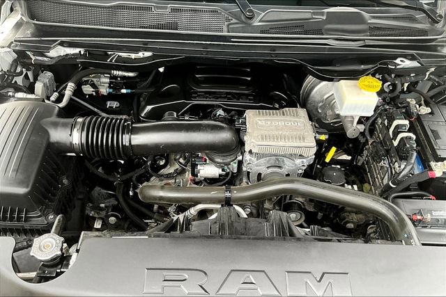 Used 2024 RAM 1500 Laramie image 9