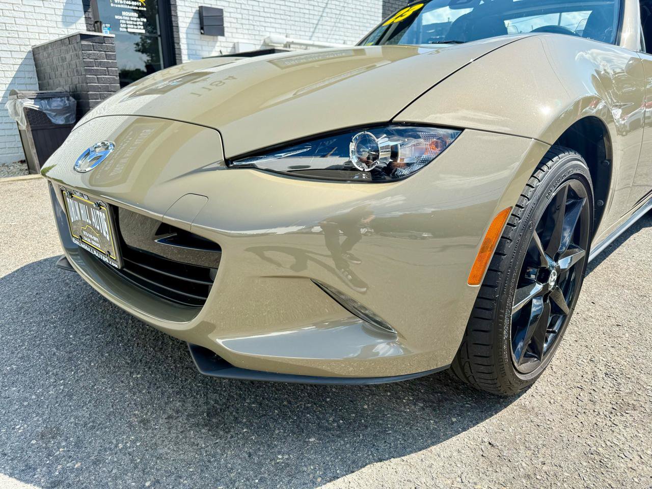 Used 2023 MAZDA MX-5 Miata Club RWD image 10
