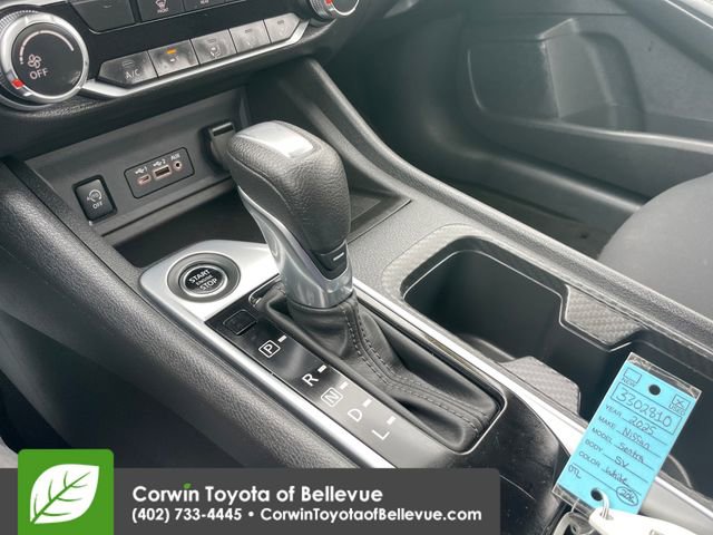 Used 2025 Nissan Sentra SV FWD image 14