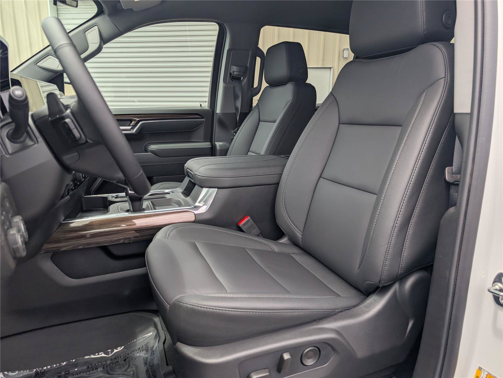 New 2026 Chevrolet Silverado 1500 RST AWD/4WD image 3