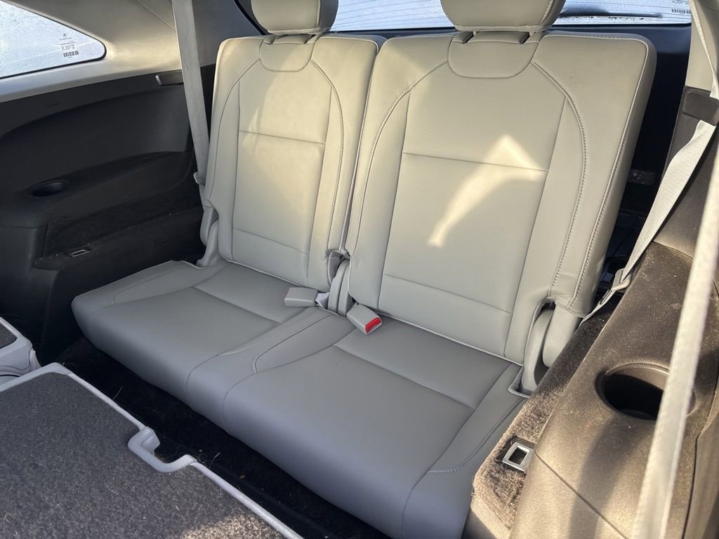 Used 2017 Acura MDX FWD w/ Technology Package image 11