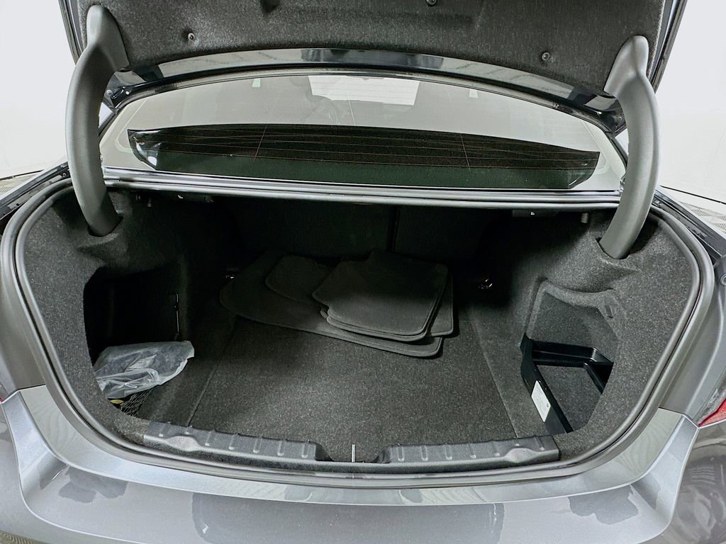 Used 2018 BMW M3 image 26