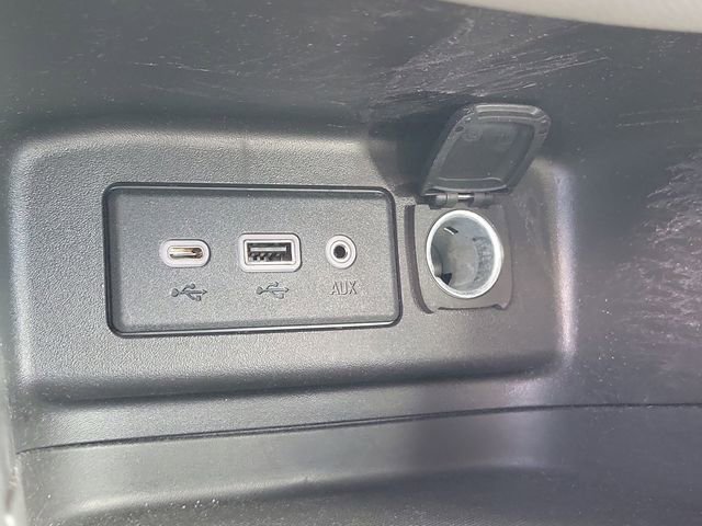 Certified 2024 Chevrolet Equinox LS FWD image 30
