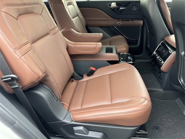 New 2025 Lincoln Aviator Reserve image 10