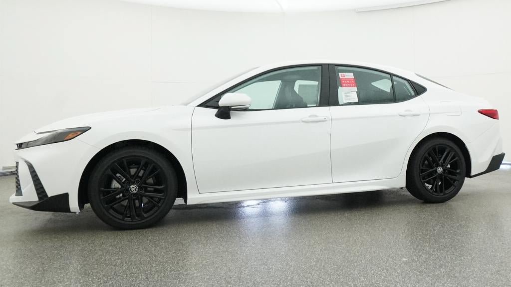 New 2026 Toyota Camry SE FWD image 18